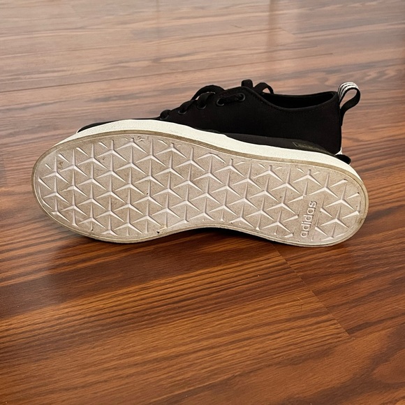 Adidas sneakers - Picture 4 of 4